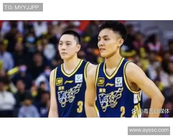 CBA吉林队与浙江队激战正酣比分胶着精彩瞬间回顾